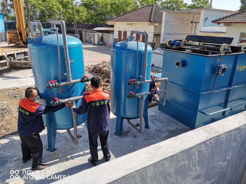 宜昌种猪基地污水处理整套设备工艺安装调试现场及出水效果